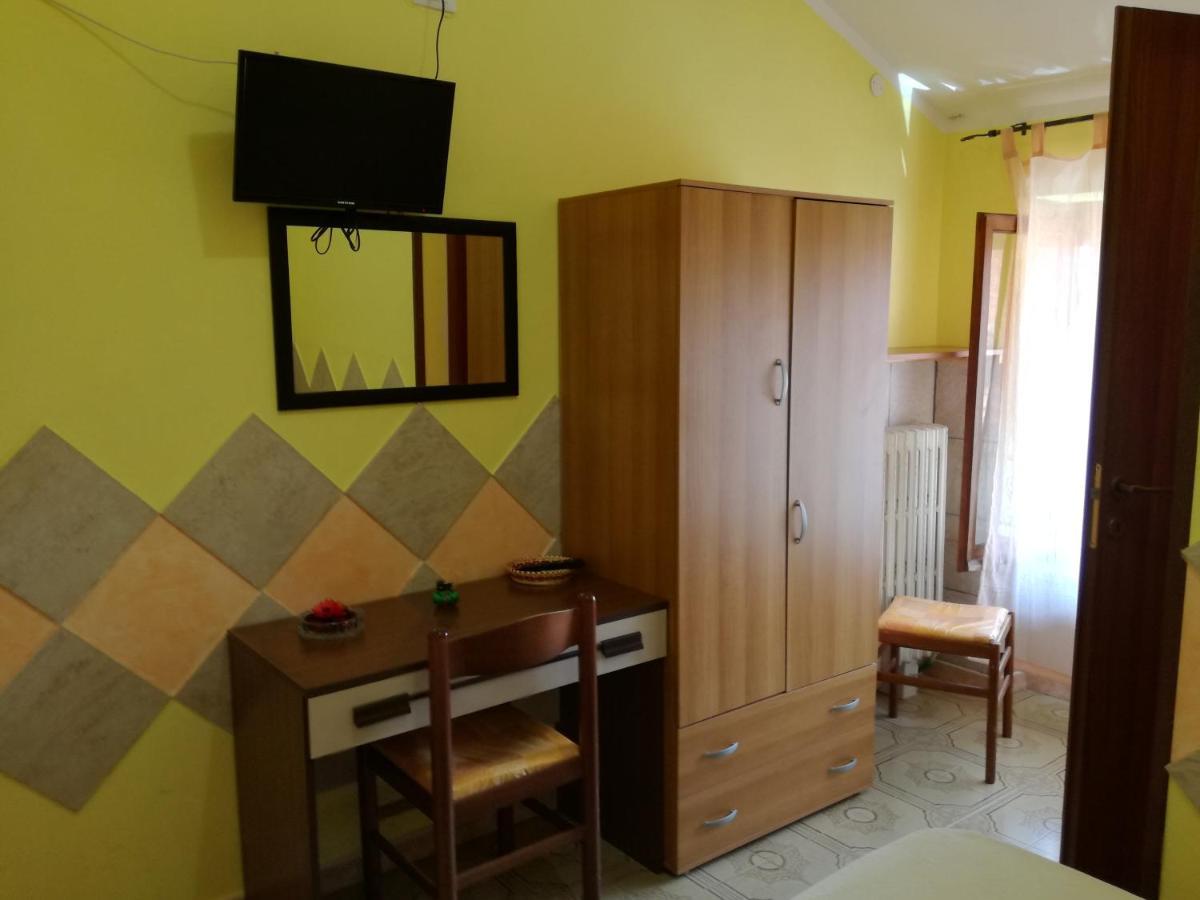 Albergo Al Castello Миллезимо Экстерьер фото