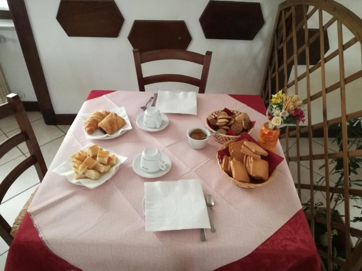 Albergo Al Castello Миллезимо Экстерьер фото