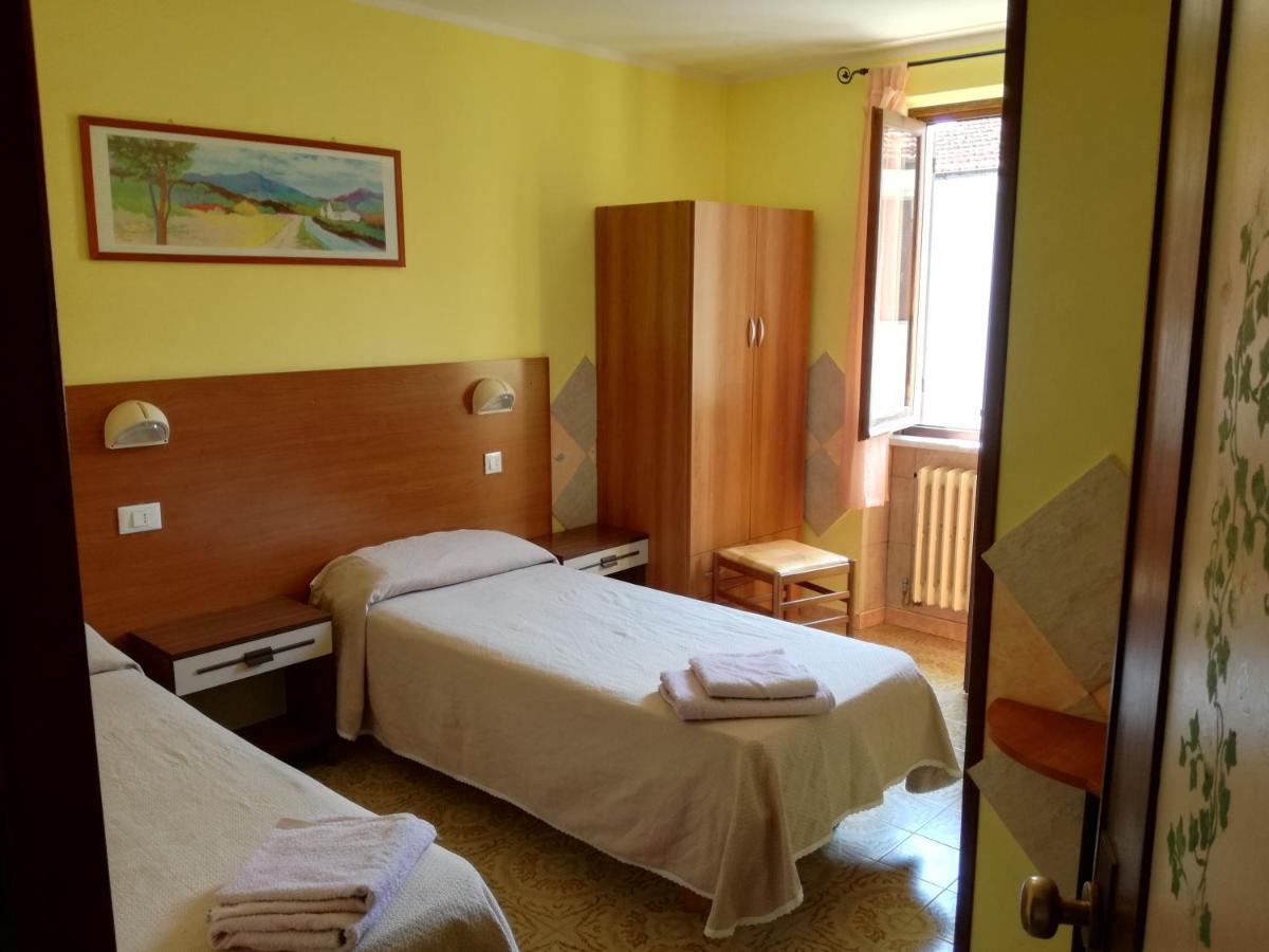 Albergo Al Castello Миллезимо Экстерьер фото