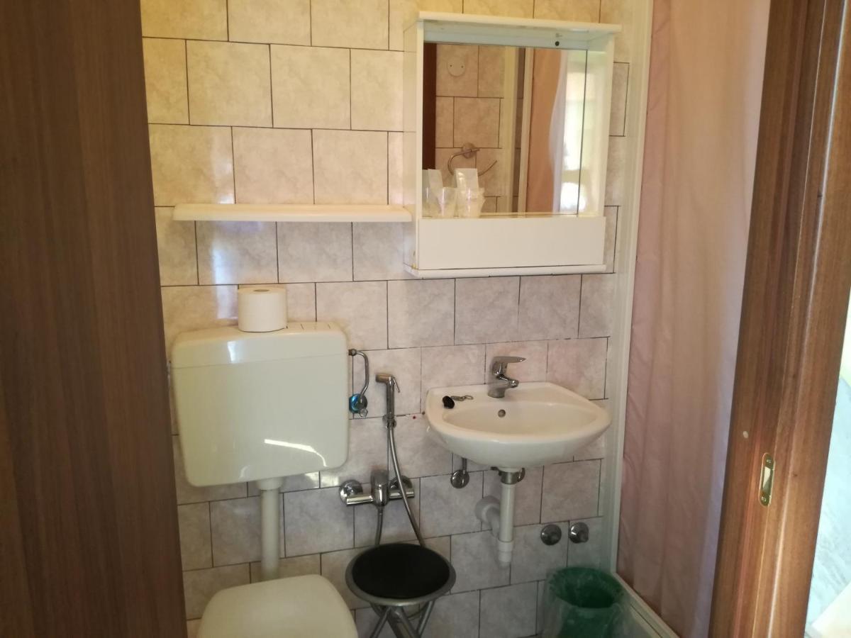 Albergo Al Castello Миллезимо Экстерьер фото